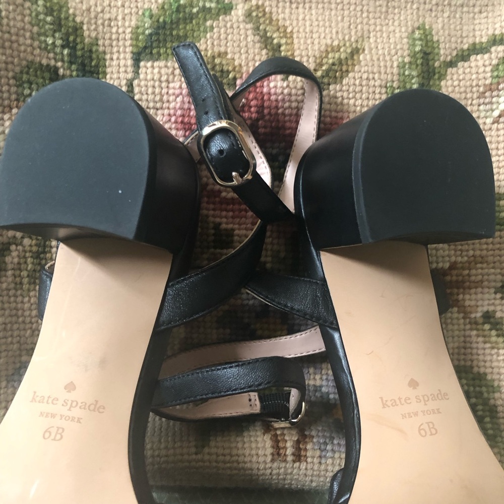 Kate Spade ankle strap shoe. - Picture 4 of 6